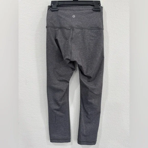 Lululemon Align Cropped Leggings Size 4 - Picture 4 of 5